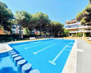 Swimming pool of Flat for sale in Gavà  with Air Conditioner, Heating and Parquet flooring