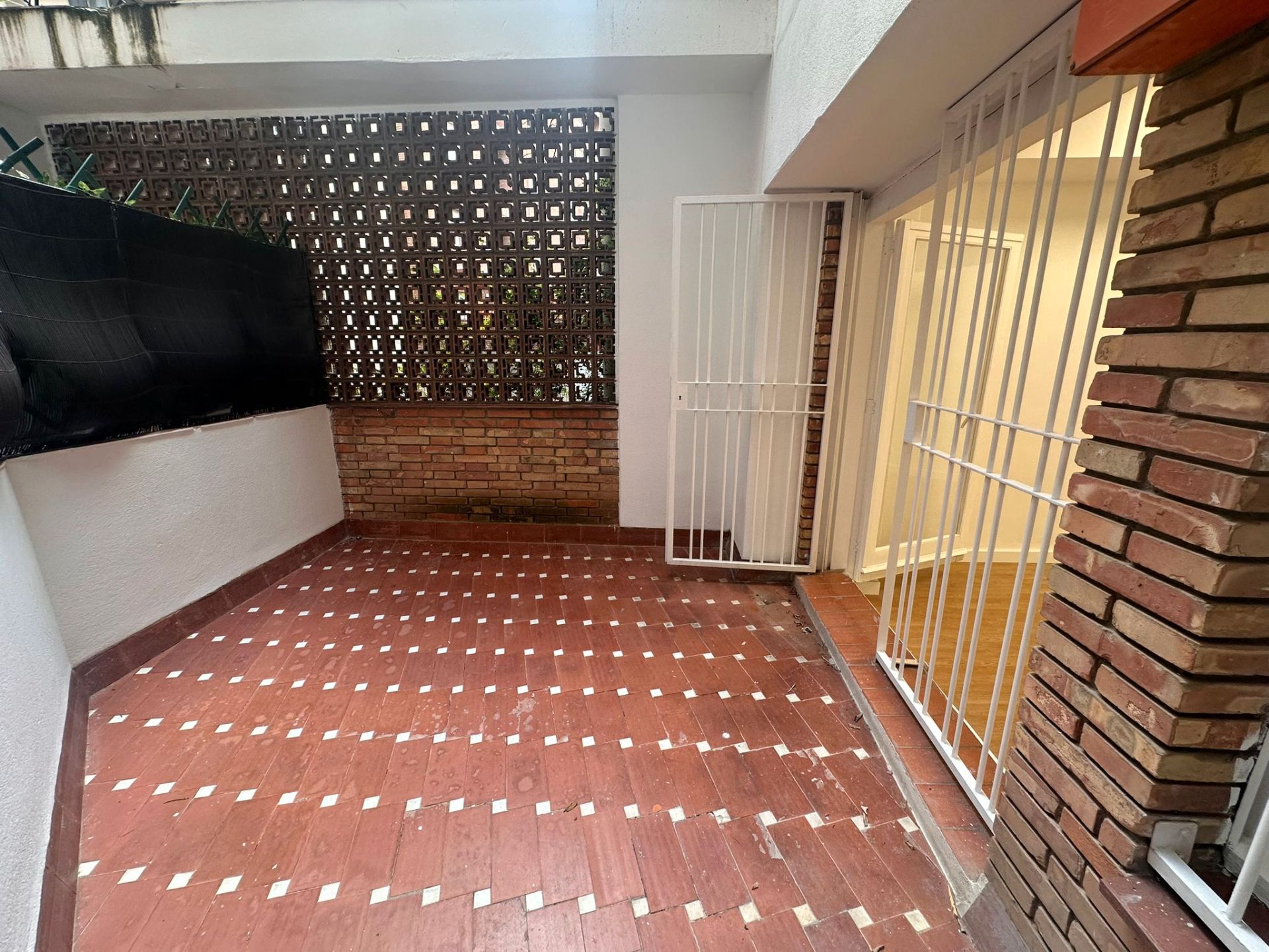 Flat for sale in  Barcelona Capital  with Air Conditioner, Parquet flooring and Terrace