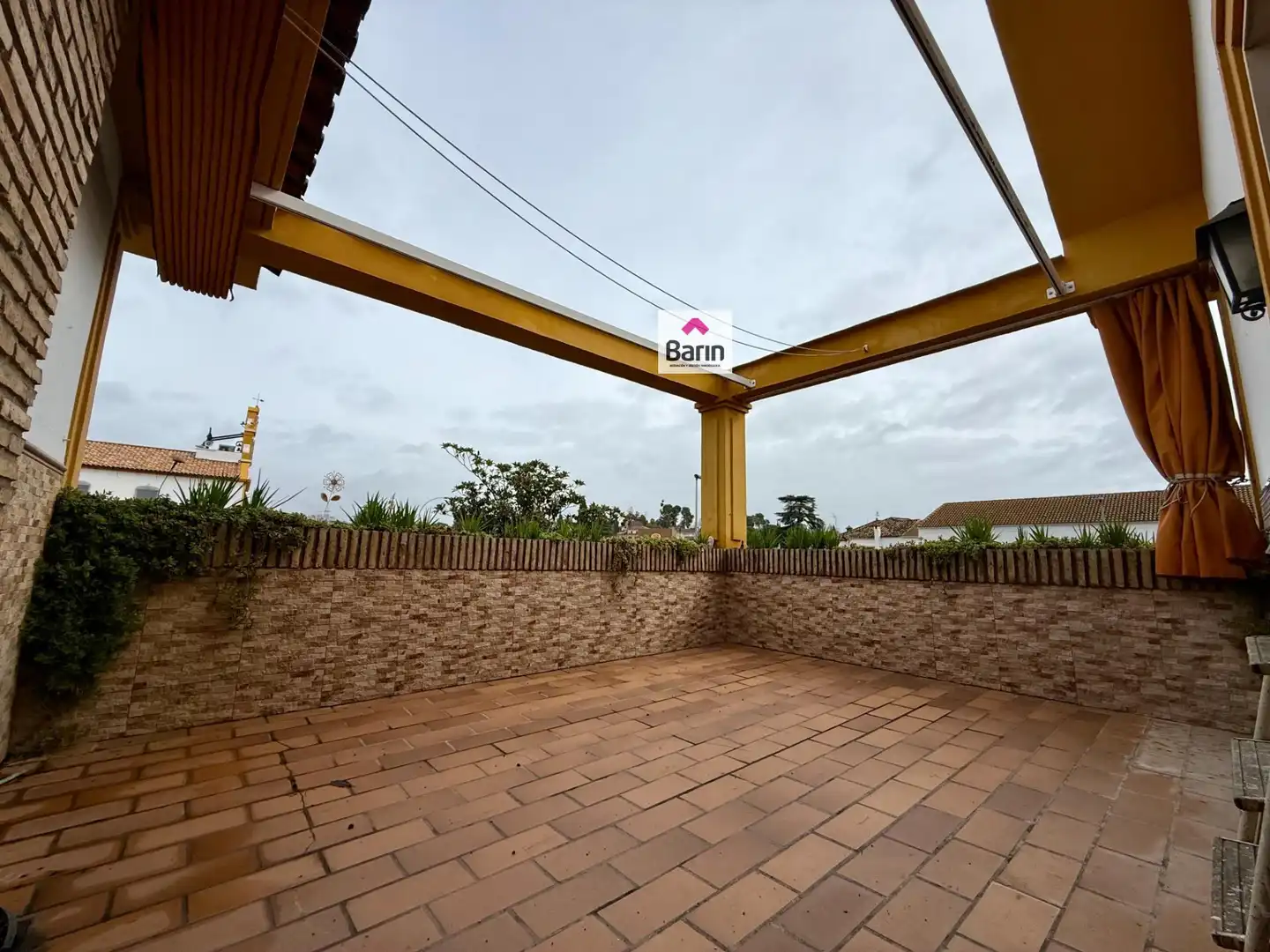 Terrassa de Casa o xalet en venda en Córdoba amb Jardí privat, Terrassa i Traster