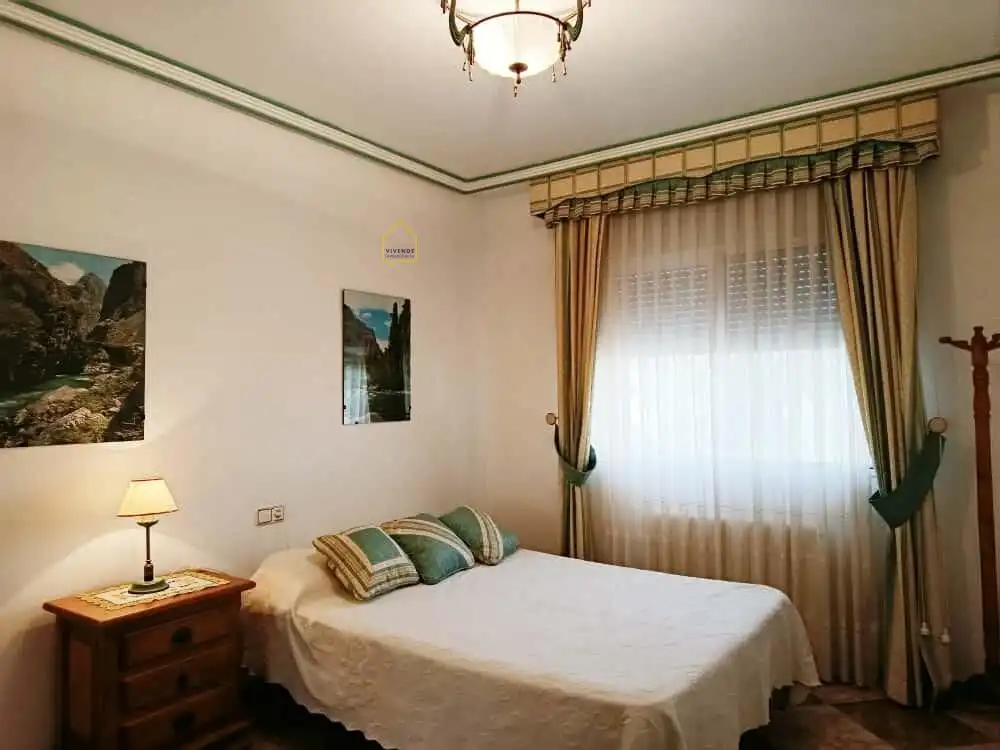 Houses for sale in Escucha