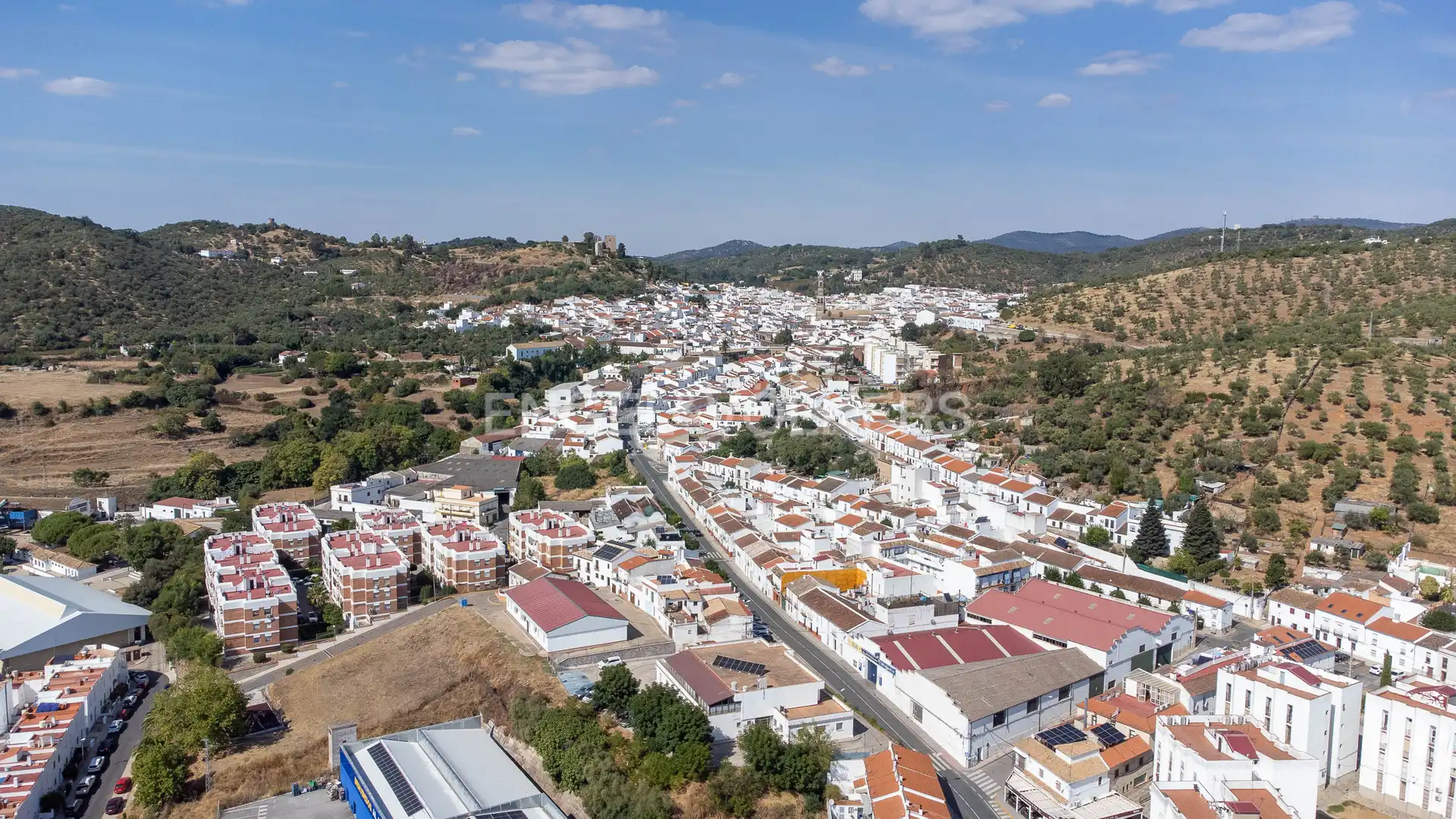 Vista exterior de Casa o xalet en venda en Constantina amb Calefacció