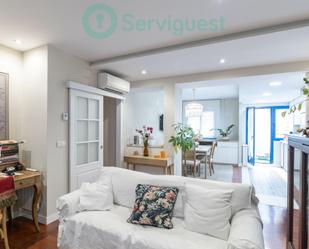 Living room of Flat to rent in  Madrid Capital  with Air Conditioner and Terrace