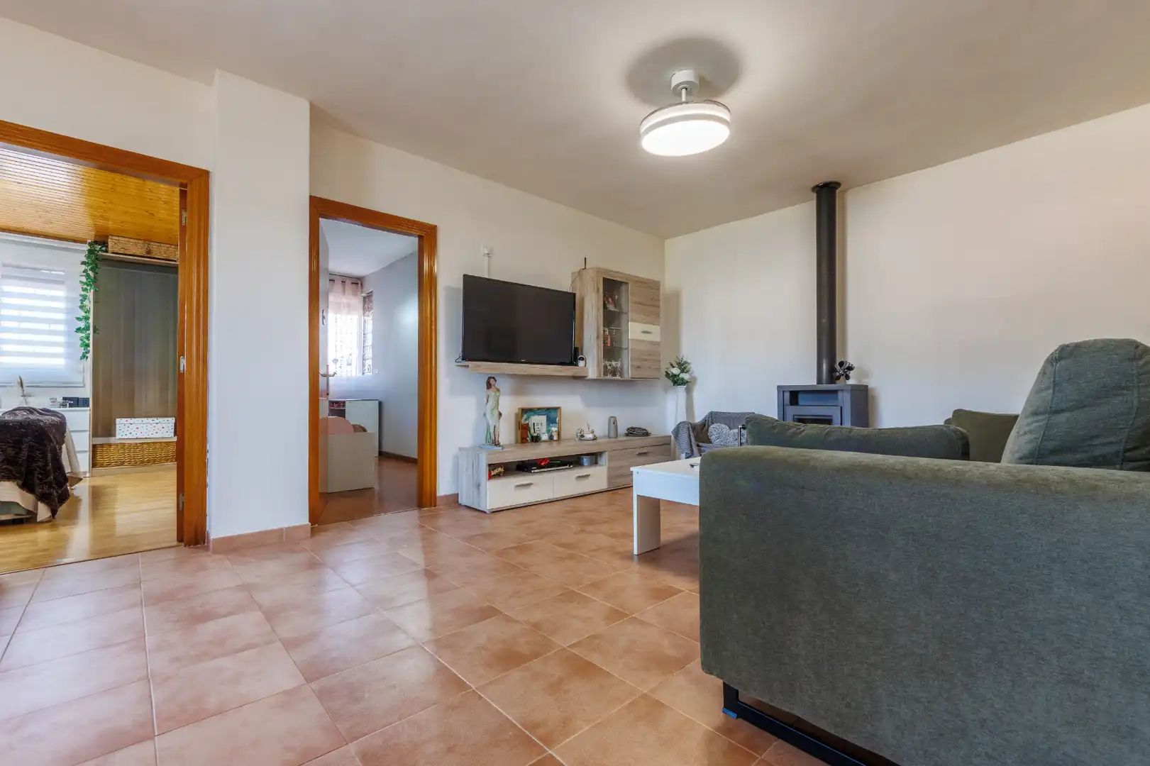 Living room of Houses for sale in El Catllar   with Air Conditioner, Private garden and Terrace
