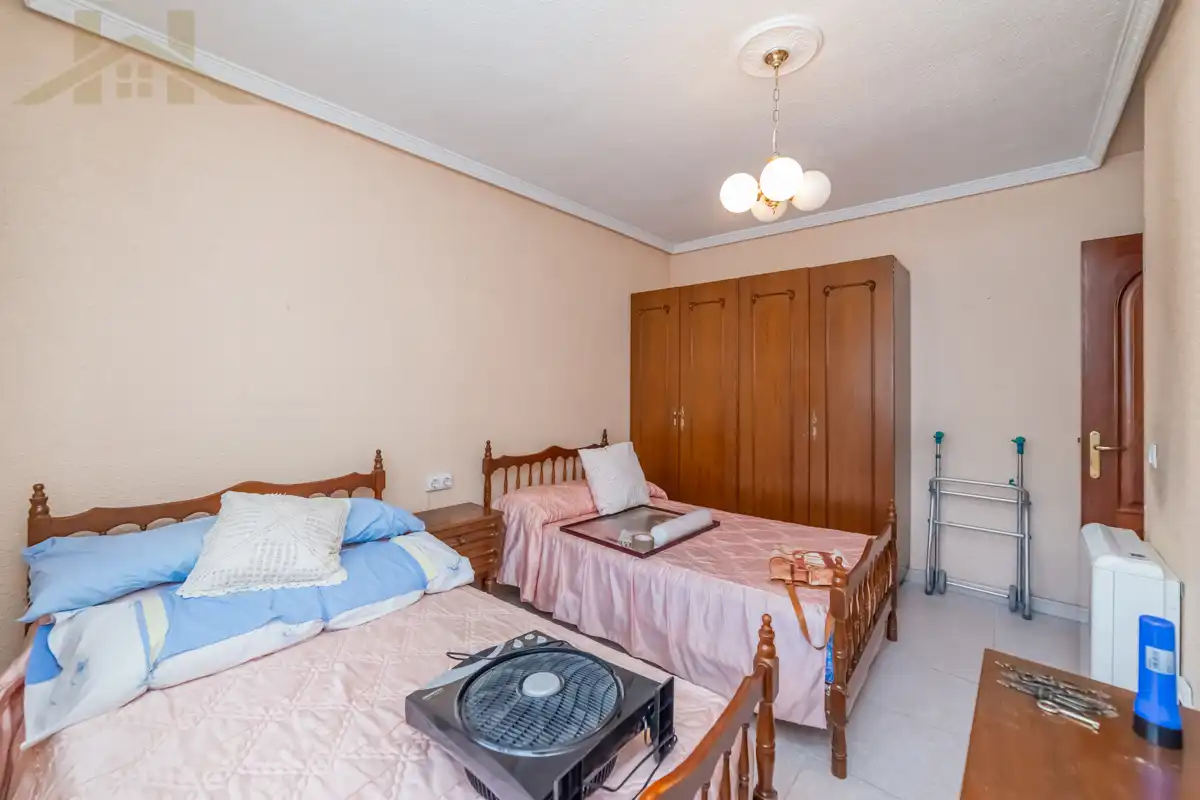 Bedroom of Flat for sale in Pinto  with Air Conditioner, Heating and Terrace