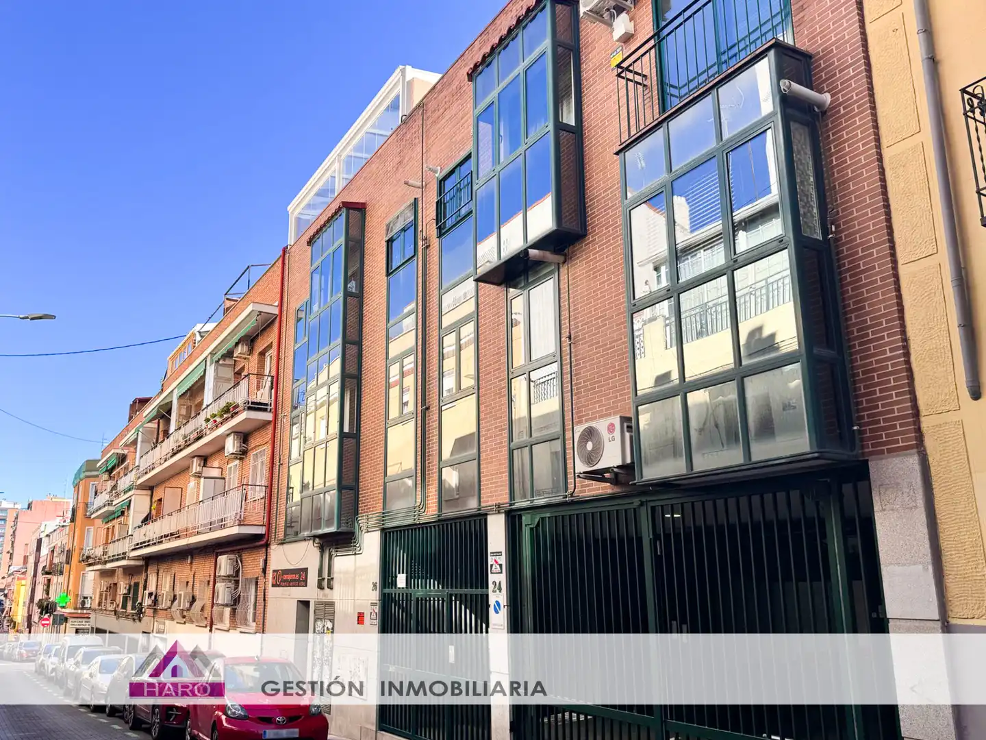 Vista exterior de Garaje en venta en Madrid
