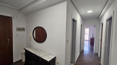 Photo 3 of Flat for rent in Avenida de Abril - 9 de Octubre, Sagunto / Sagunt