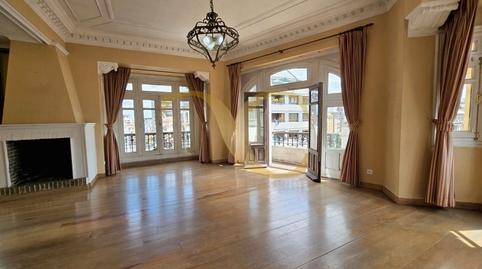 Photo 2 of Flat for sale in Calle Uría, Salesas - Foncalada - Campoamor, Asturias