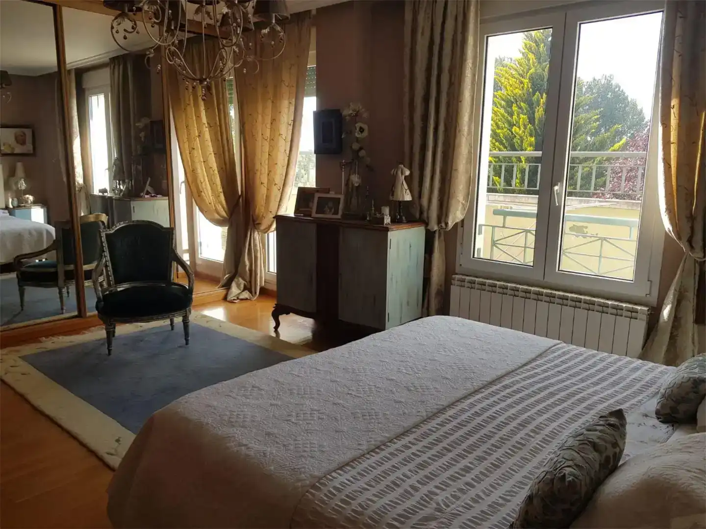 Dormitori de Pis en venda en Grijota amb Jardí privat, Parquet i Piscina