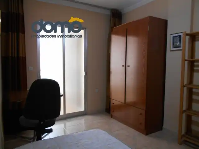 Schlafzimmer von Wohnung zur Miete in Granada mit Heizung, Terrasse und Möbliert