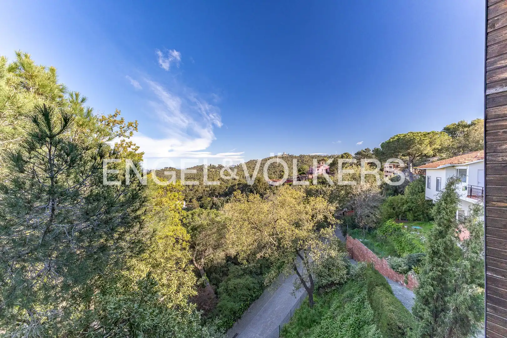 Exterior view of Houses for sale in Barcelona  with Heating, Private garden and Parquet flooring