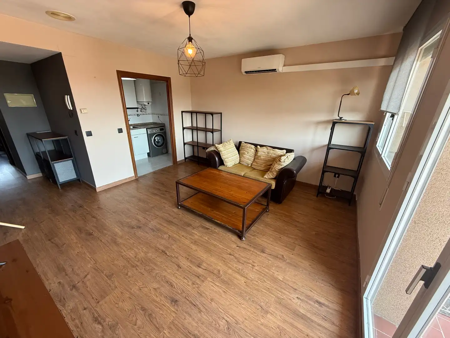 Sala d'estar de Pis en venda en Tàrrega amb Aire condicionat, Calefacció i Parquet