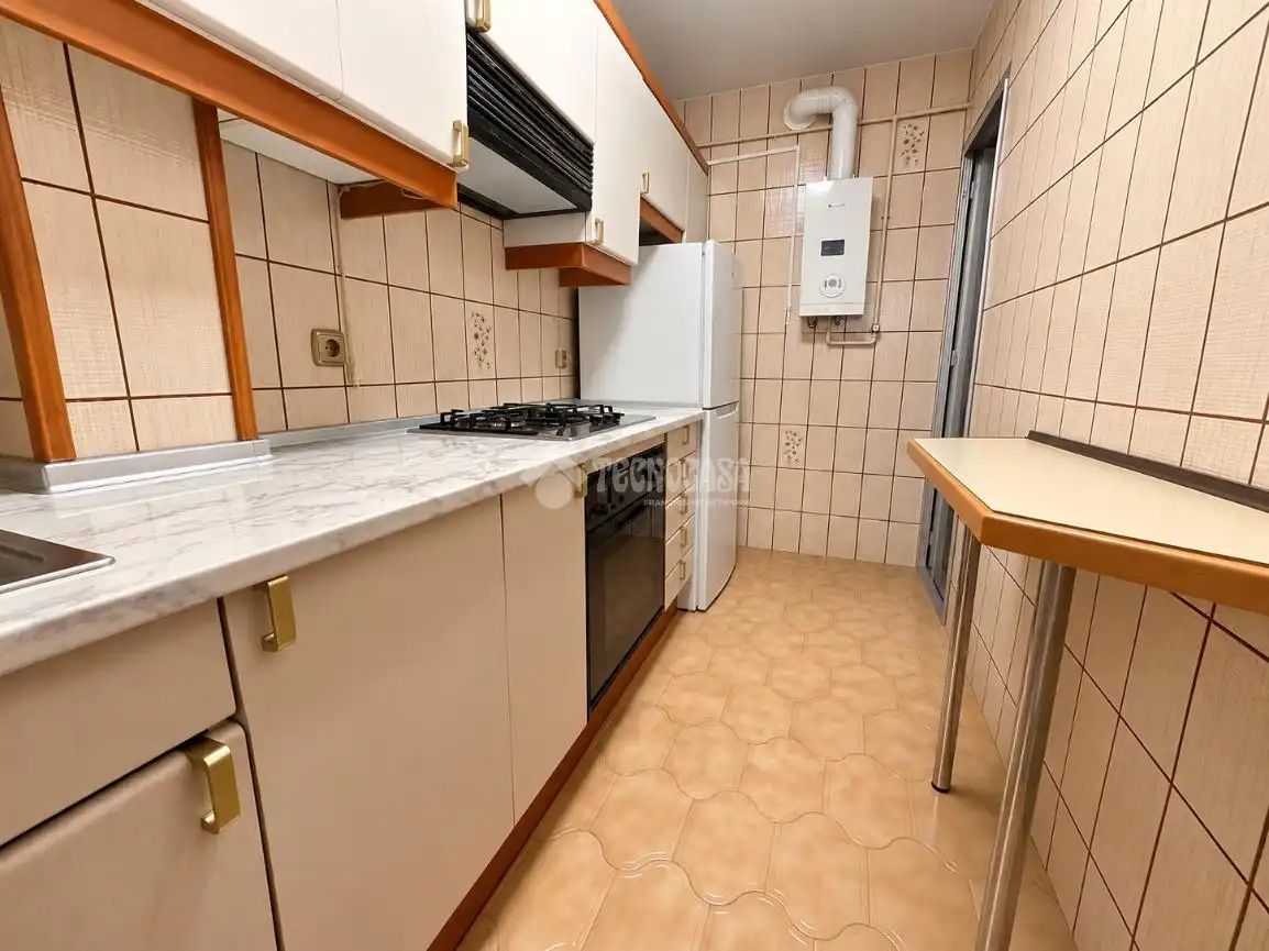 Piso con ascensor en venta en Latina, imagen 4