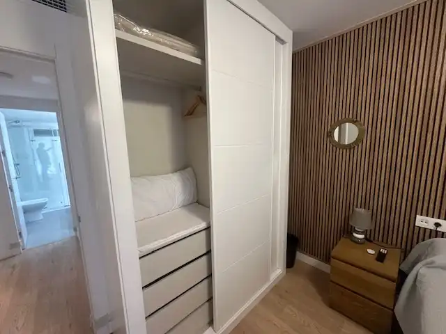 Bedroom of Flat for rent in Huelva  with Air Conditioner, Heating and Furnished