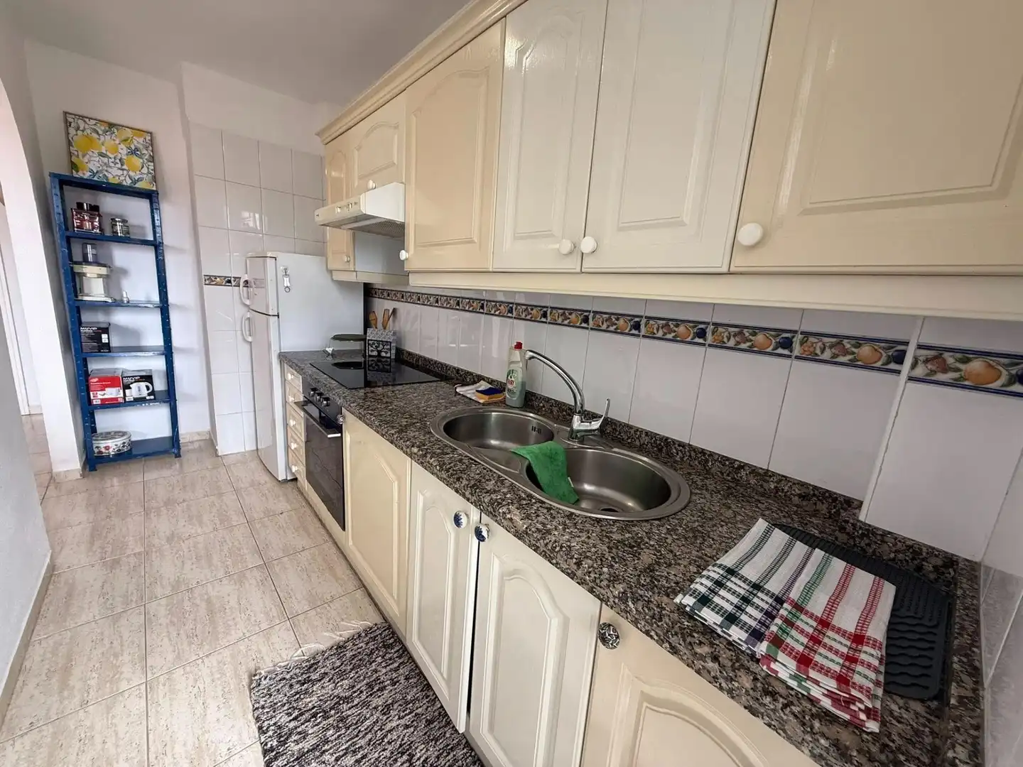 Apartments for rent in Calle HMNO PEDRO DE BETHENCOURT, 13, Los Cristianos