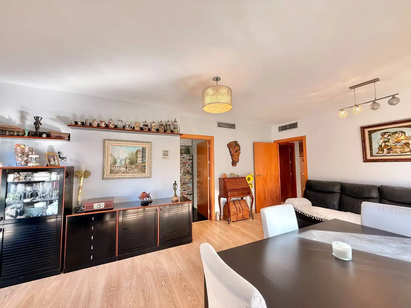 Sala de estar de Piso en venta en Badalona con Calefacción, Terraza y Piscina comunitaria