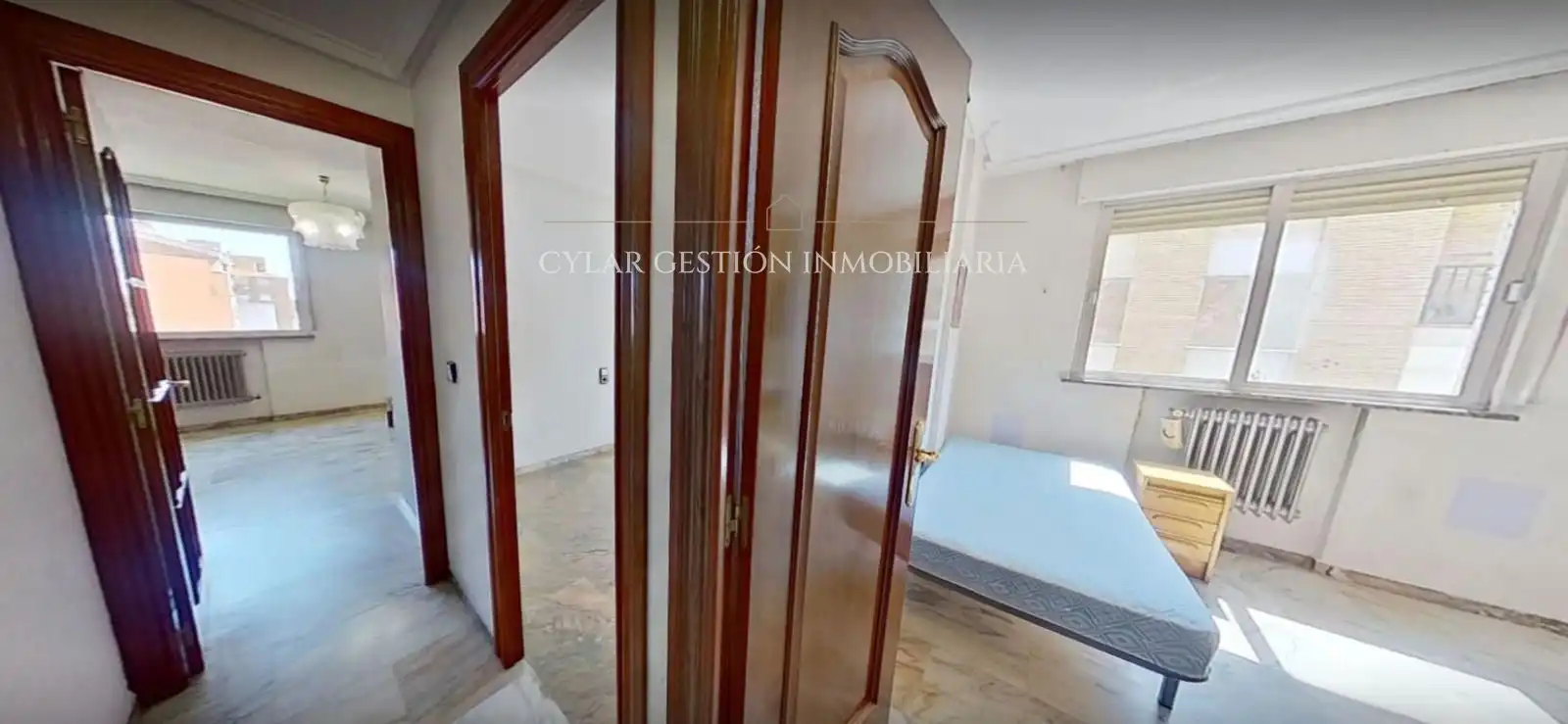Habitación de Piso en venta en Salamanca con Calefacción, Terraza y Piscina