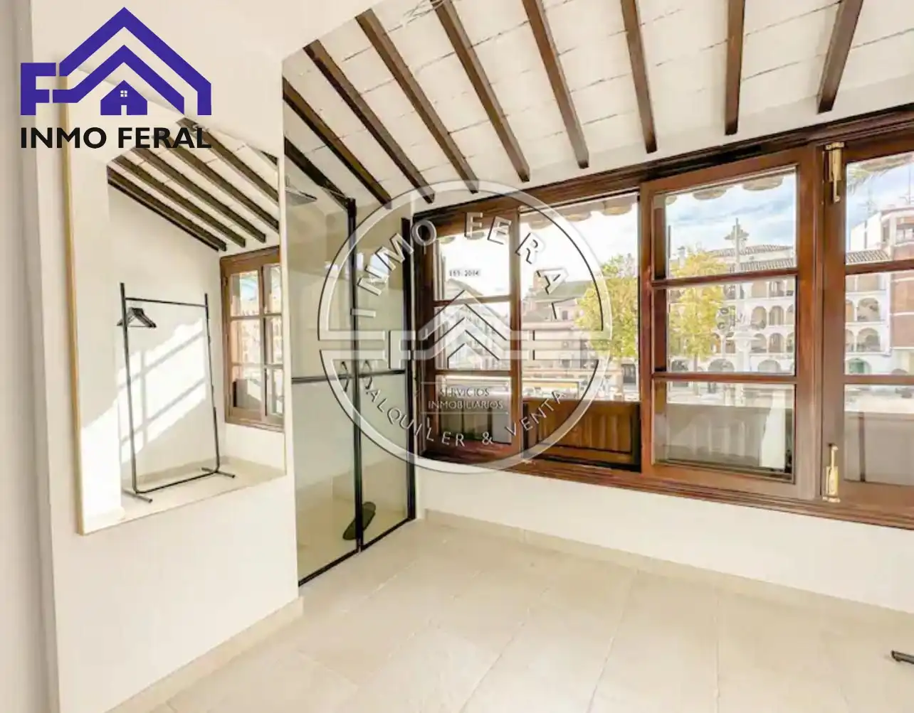 Vista exterior de Dúplex en venta en Écija
