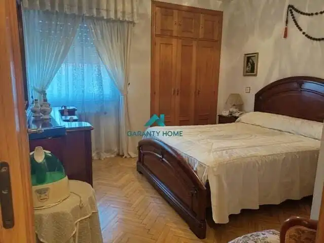 Dormitori de Dúplex en venda en Alcorcón amb Aire condicionat, Jardí privat i Terrassa