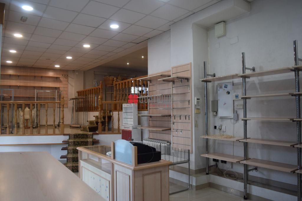 Premises for sale in Santiago de Compostela 