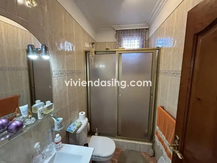 Baño de Casa o chalet en venta en Los Realejos con Jardín privado, Terraza y Amueblado