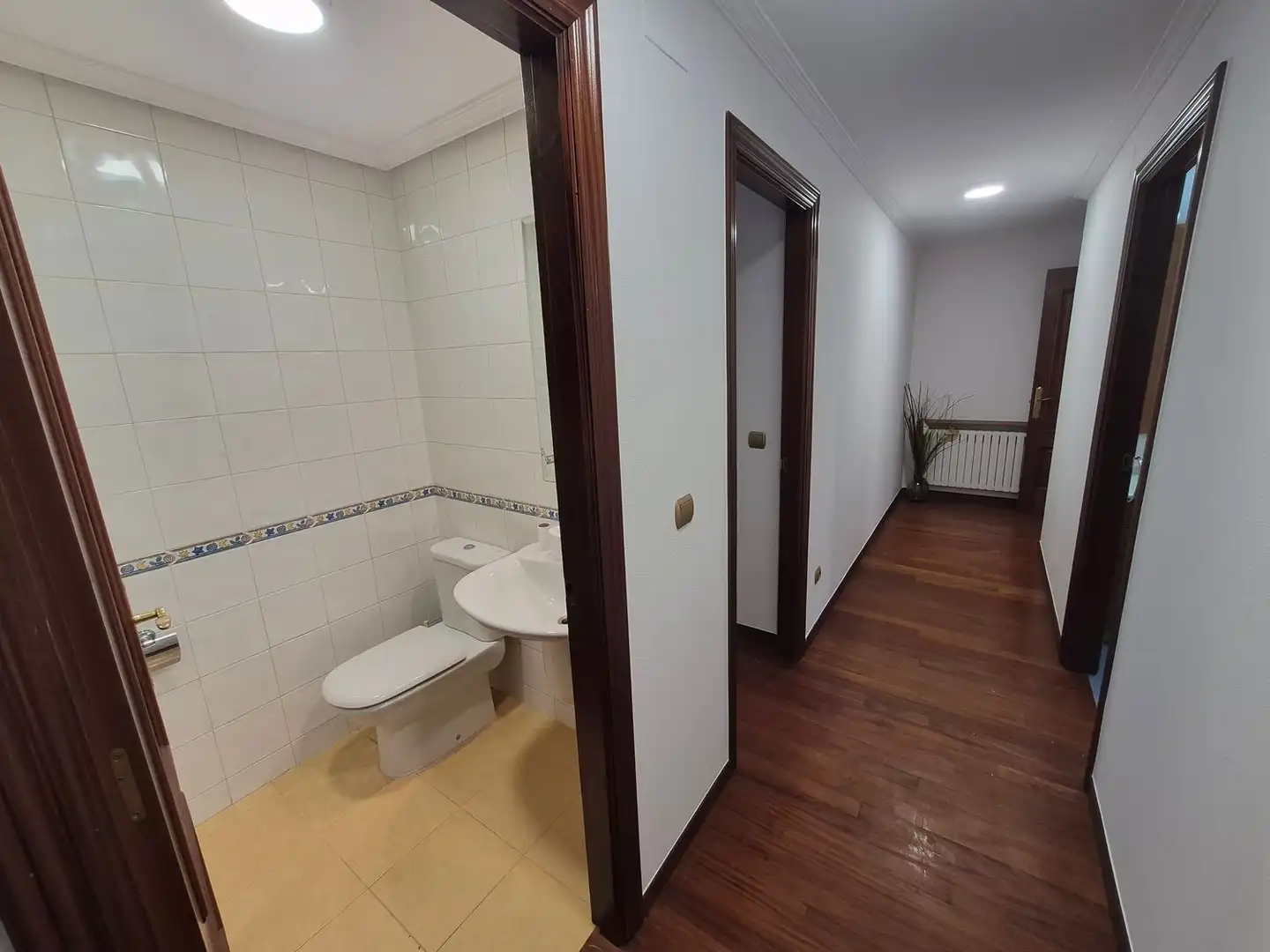 Piso de alquiler en Santiago de Compostela  con Parquet y Trastero