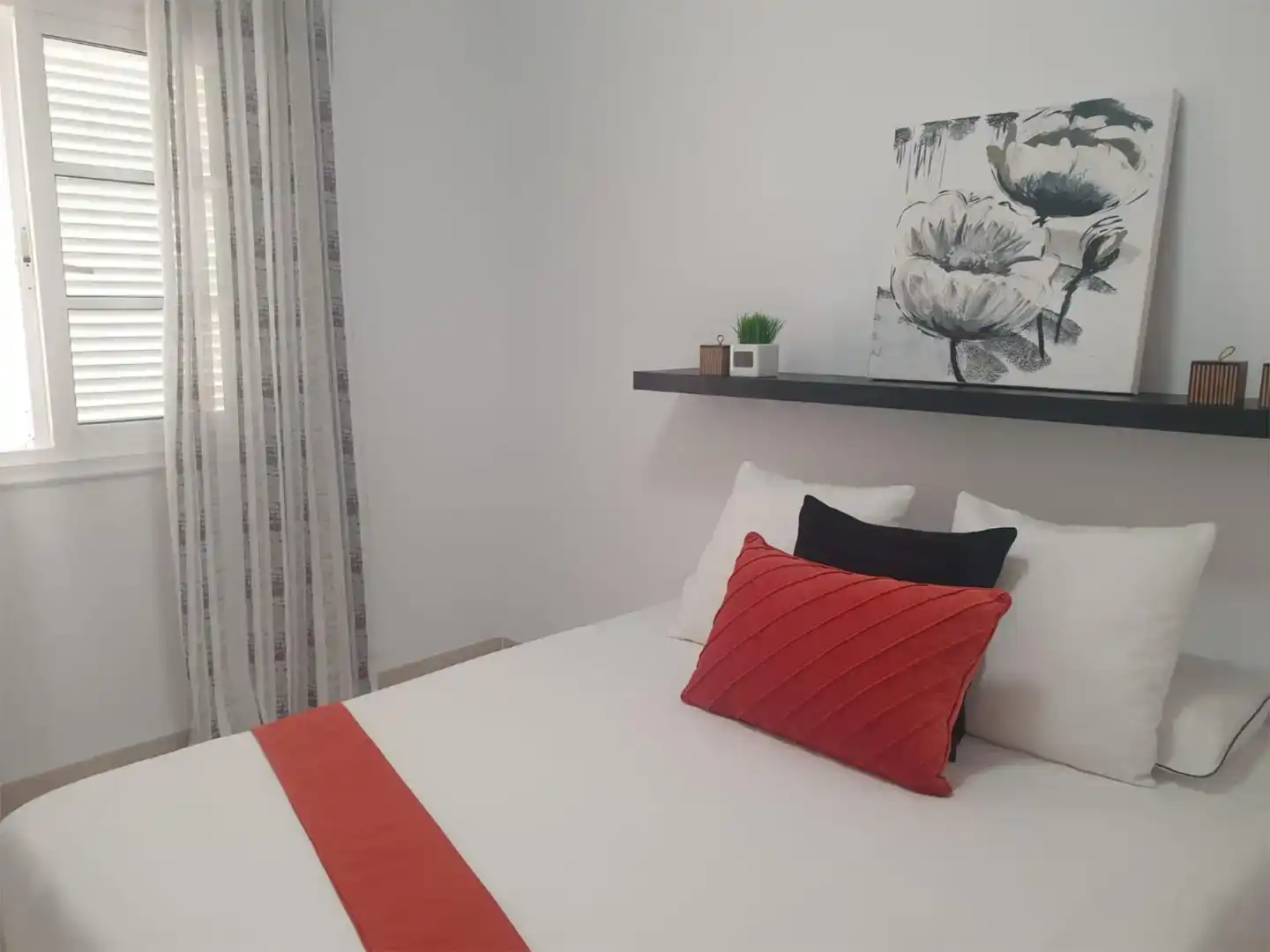 Schlafzimmer von Wohnungen zur Miete in Adeje mit Schwimmbad und Balkon