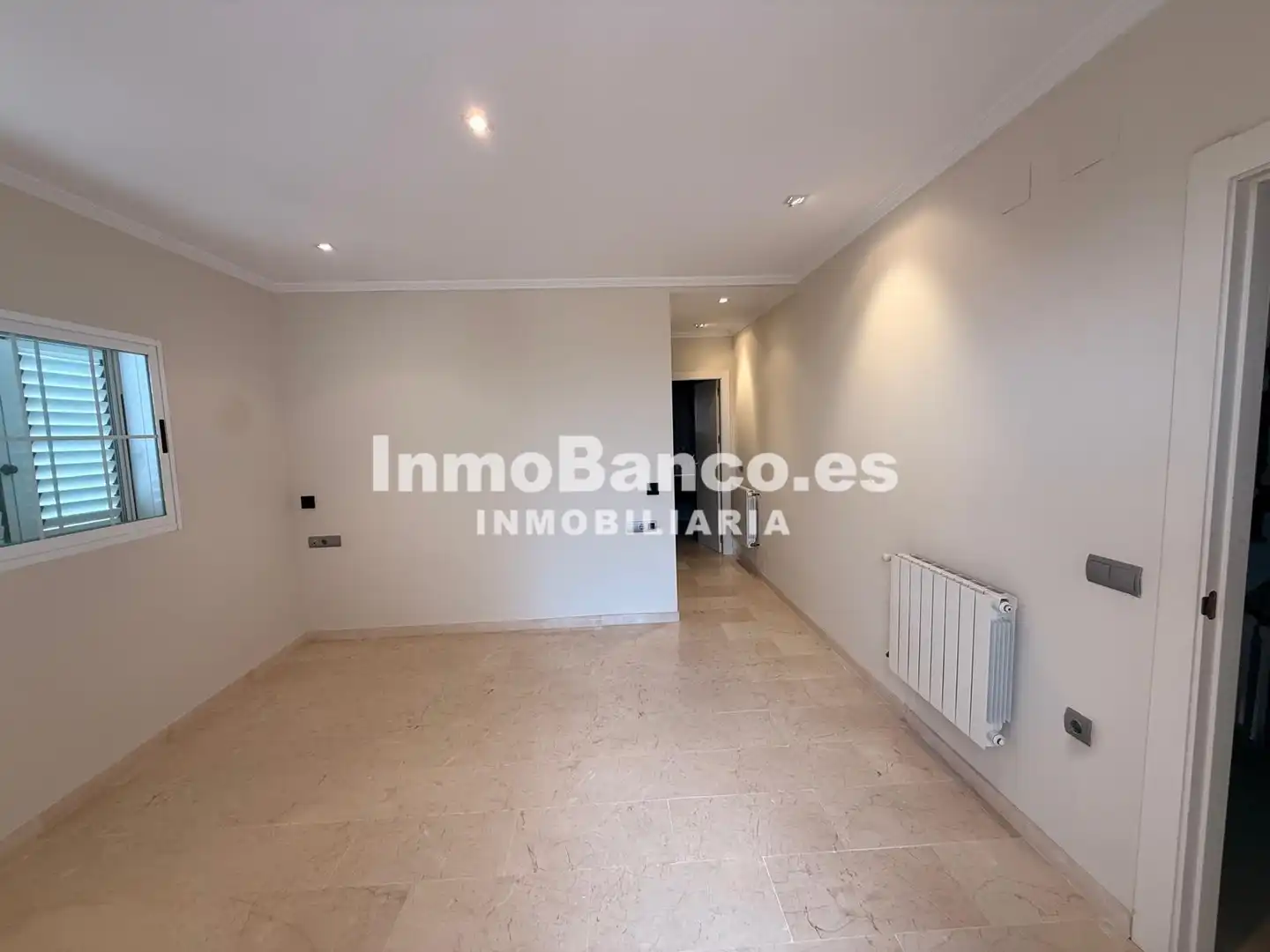 Villa mit Pool zum Verkauf in Avenida del Rio Turia 587, imagen 23