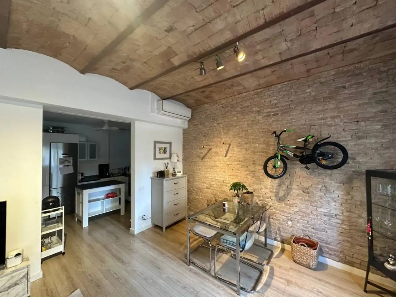Cocina de Piso de alquiler en Barcelona con Aire acondicionado, Calefacción y Amueblado