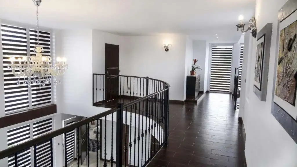 Casa o chalet en venta en L'Alfàs del Pi con Aire acondicionado, Calefacción y Jardín privado