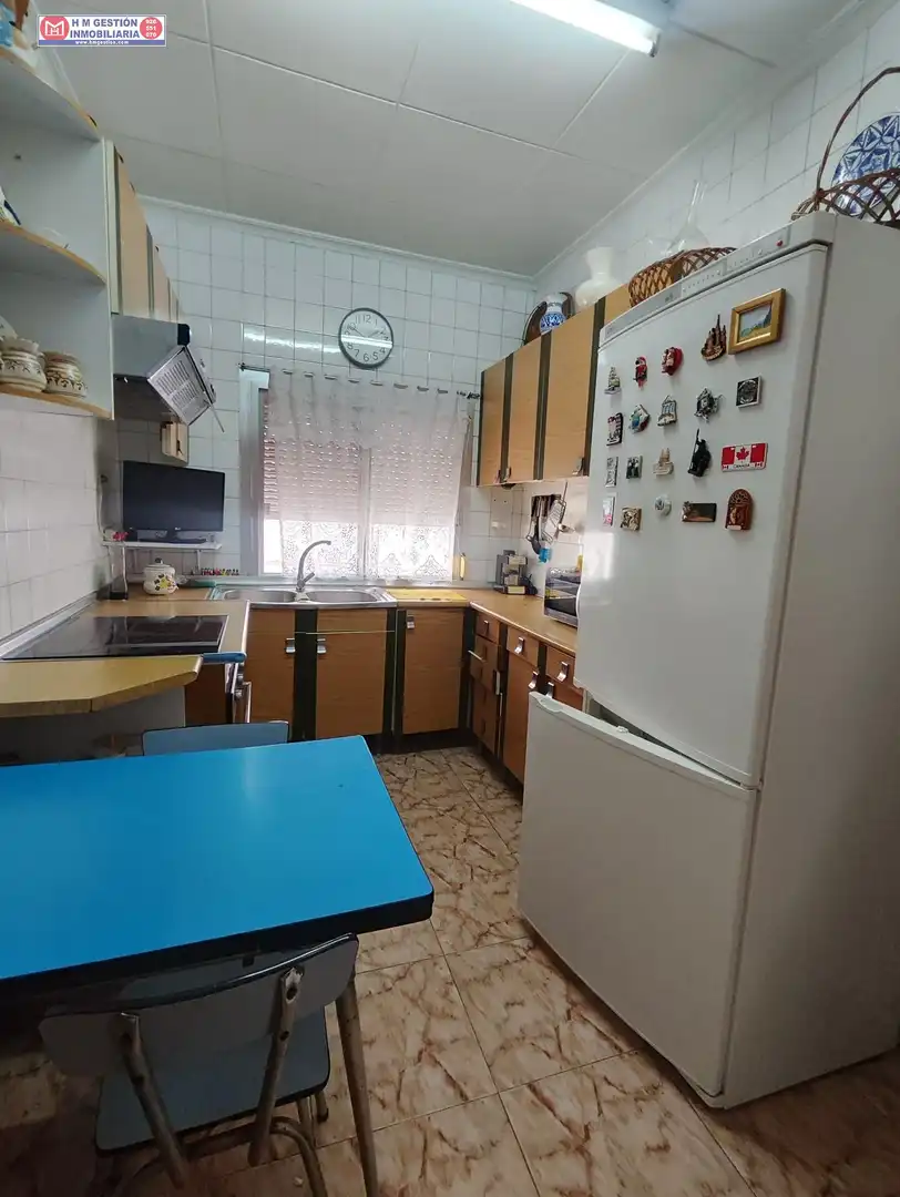 Cocina de Casa o chalet en venta en Alcázar de San Juan con Aire acondicionado, Calefacción y Piscina