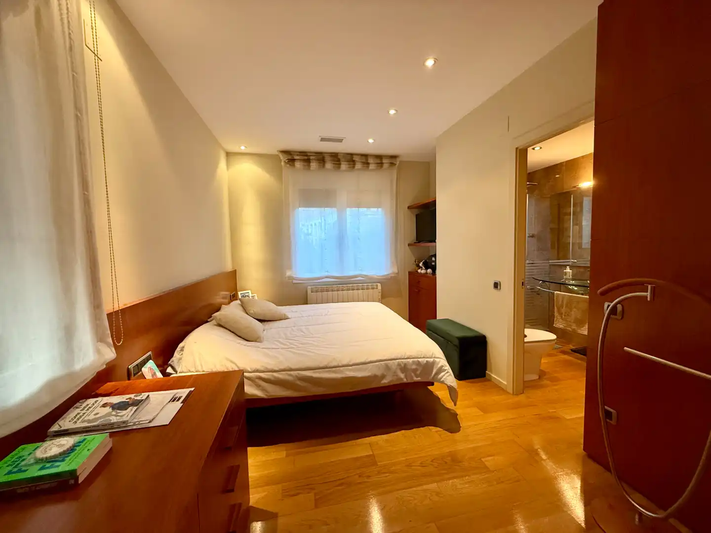 Habitación de Casa o chalet en venta en Castellar del Vallès con Calefacción, Jardín privado y Terraza