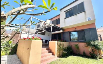 Exterior view of Single-family semi-detached for sale in Rincón de la Victoria  with Terrace