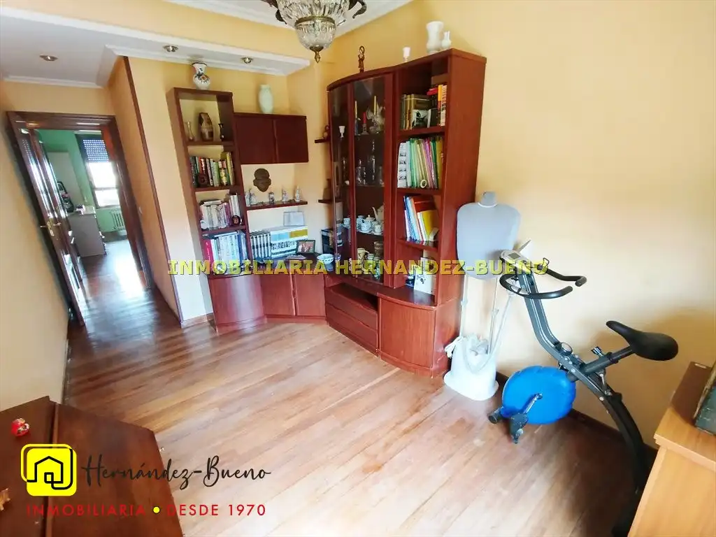 Piso en venta en Salamanca con Calefacción, Trastero y Amueblado