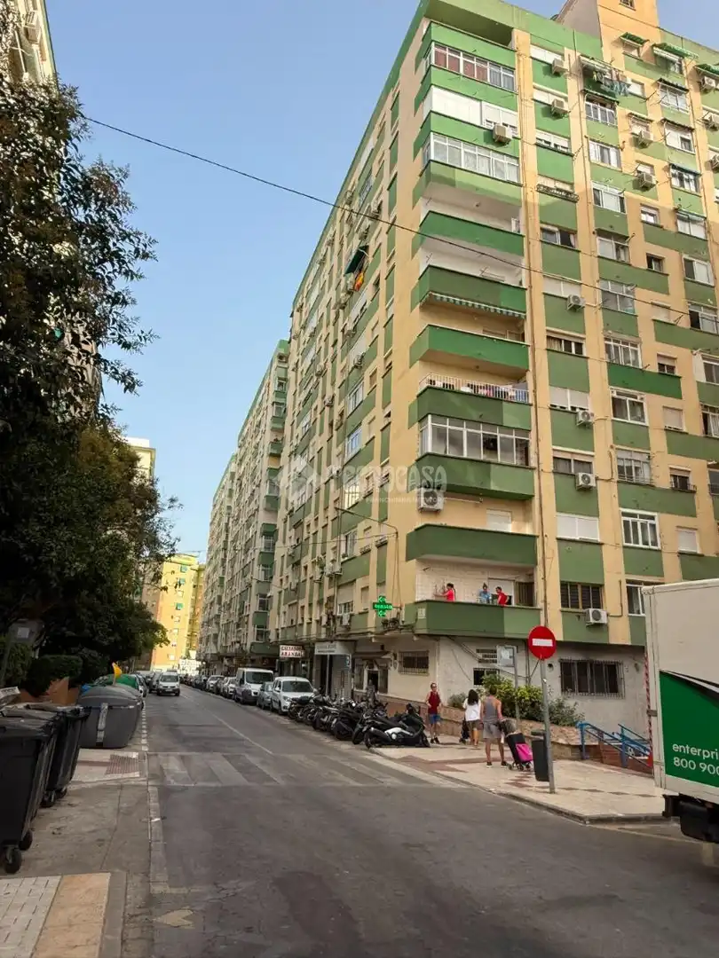 Pis amb ascensor en venda a Bailén - Miraflores
