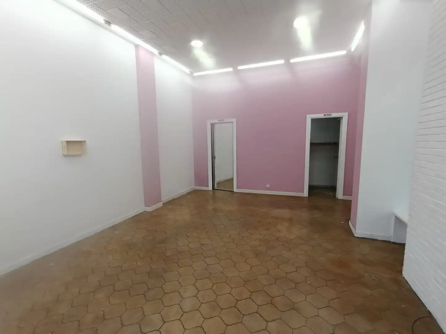 Gewerbefläche zur Miete in Torrelavega - CL AVE MARIA, imagen 2