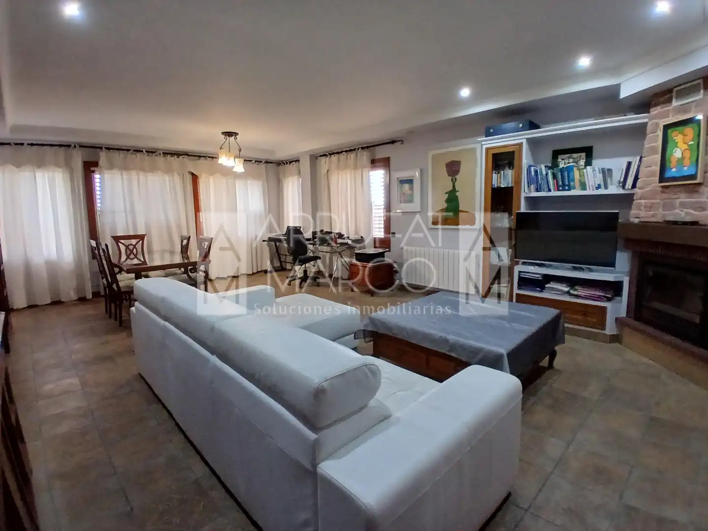 Sala d'estar de Casa o xalet en venda en Vila-real amb Jardí privat, Terrassa i Piscina