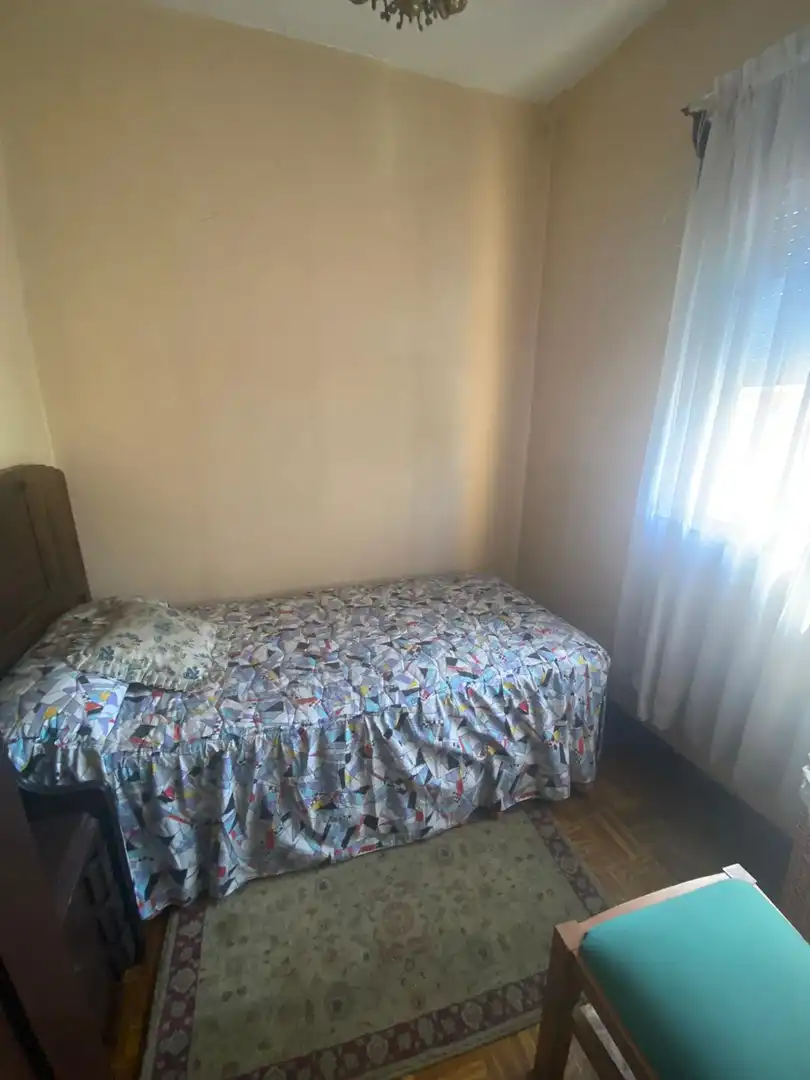 Schlafzimmer von Einfamilien-Reihenhaus zum Verkauf in Langreo mit Terrasse und Abstellraum