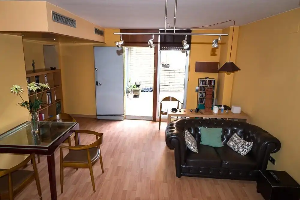 Sala de estar de Dúplex en venta en  Barcelona Capital con Aire acondicionado, Parquet y Terraza