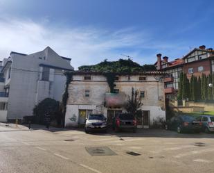 Vista exterior de Casa o xalet en venda en Castro-Urdiales