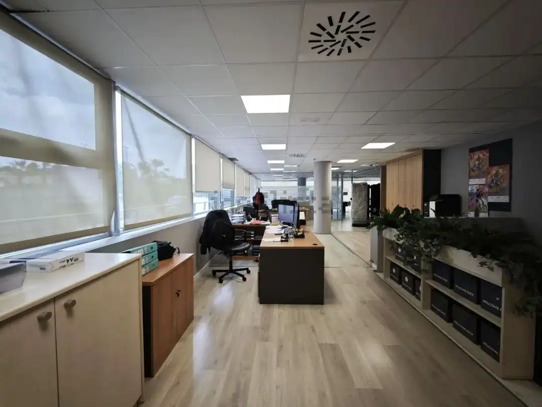 Gewerbefläche zur Miete in av barcelona 109, imagen 9