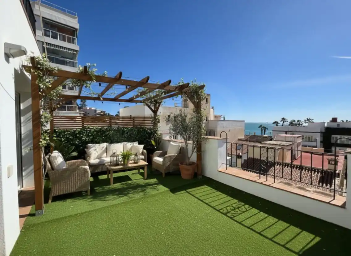 Terrassa de Casa o xalet en venda en Málaga amb Aire condicionat, Calefacció i Terrassa