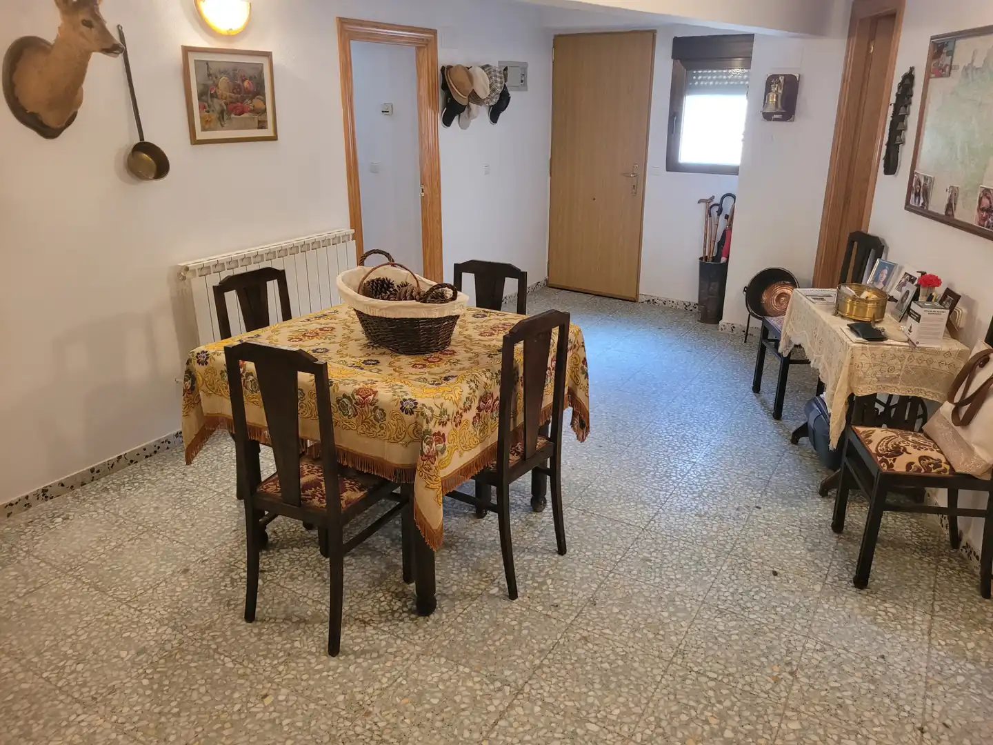Comedor de Finca rústica en venta en Trévago con Calefacción, Terraza y Amueblado