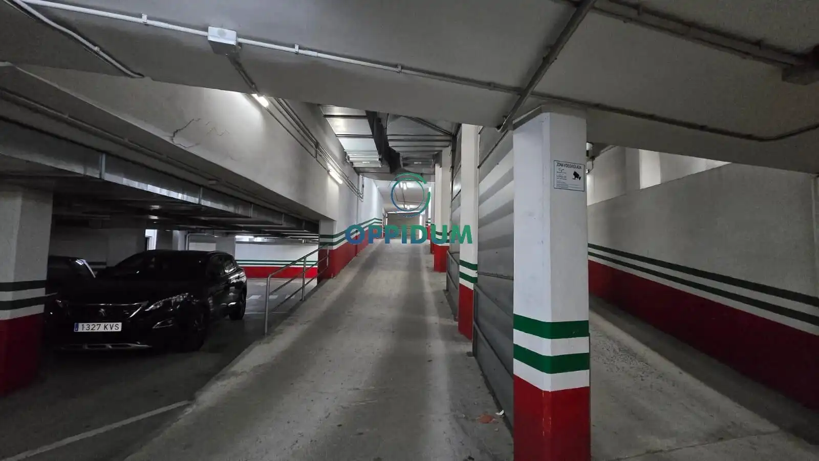 Aparcament en venda a Avenida MONELOS 147, imagen 3