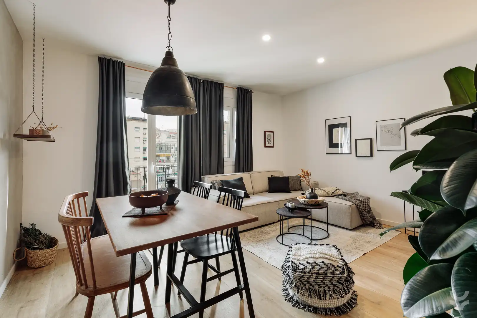 Living room of Apartments for rent in Barcelona  with Air Conditioner, Heating and Furnished