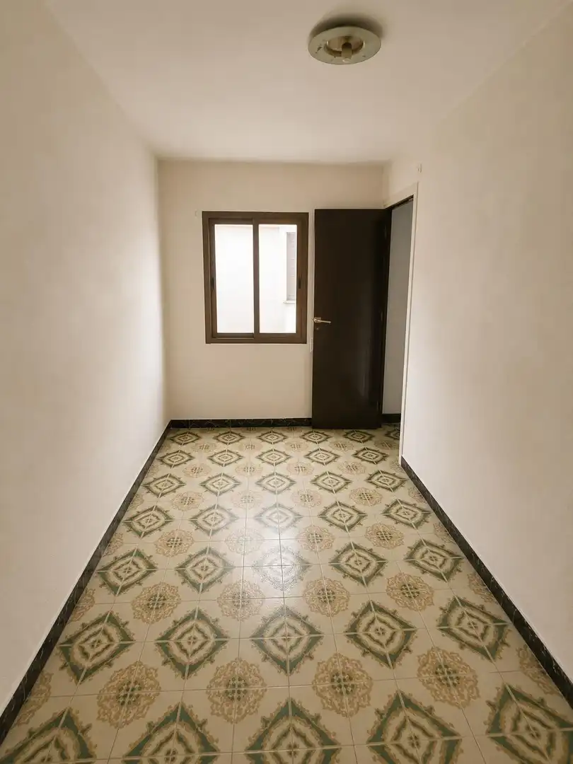 Piso en venta en Mataró con Balcón