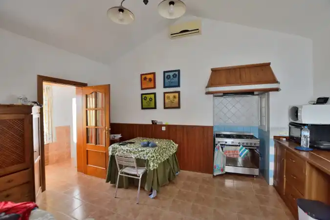 Kitchen of Houses for sale in Ronda  with Air Conditioner, Private garden and Terrace