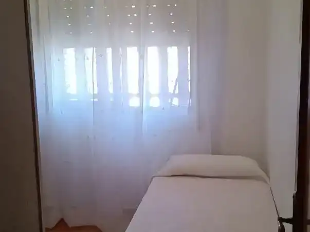 Schlafzimmer von Wohnung zur Miete in Murcia mit Klimaanlage, Privatgarten und Möbliert