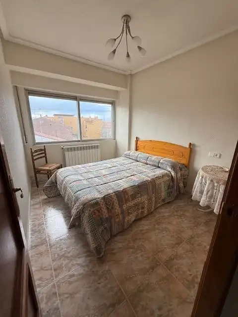 Habitación de Piso en venta en Peñaranda de Bracamonte con Calefacción y Amueblado