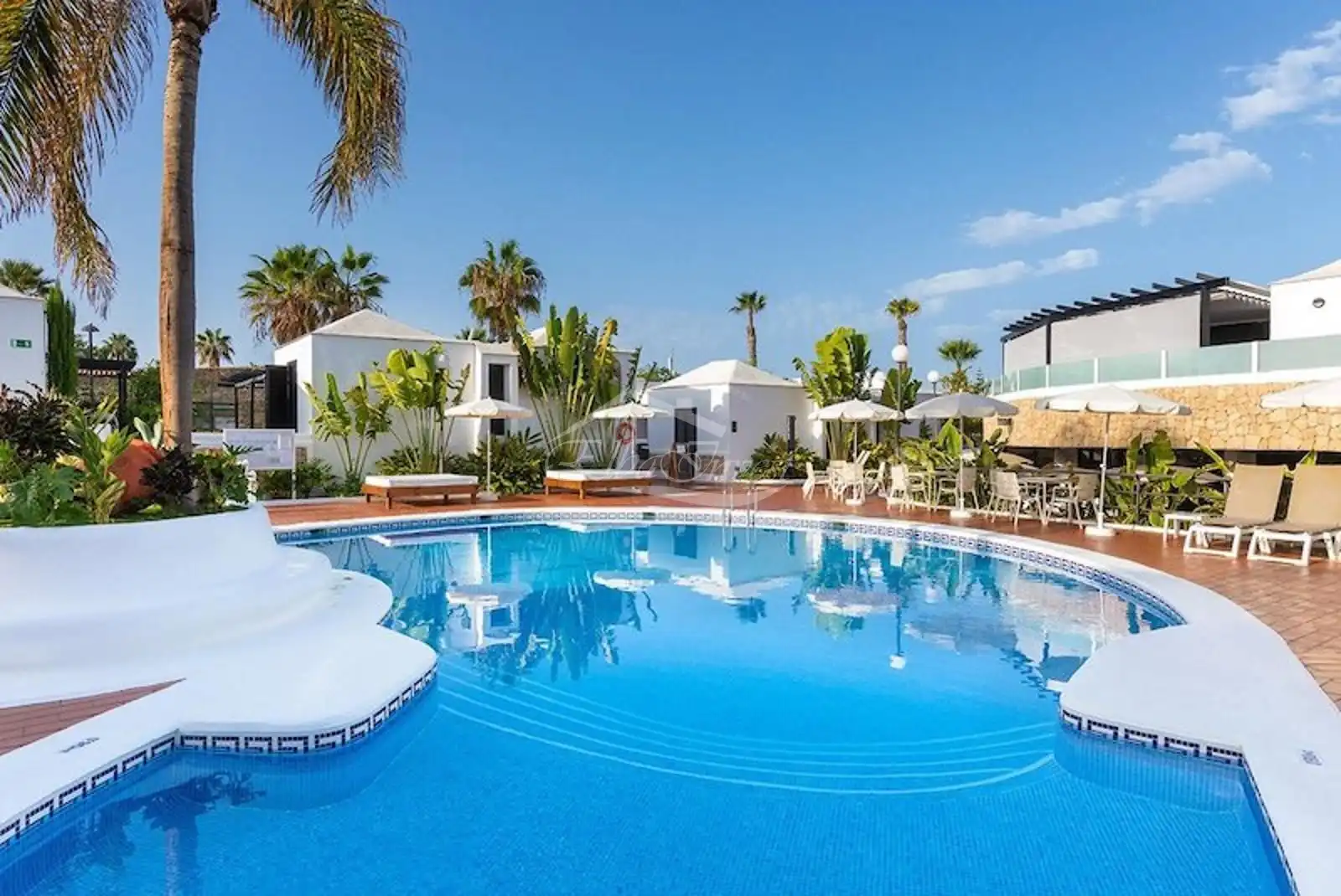 Adosado con piscina en venta en Costa Adeje