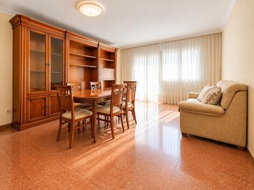 Piso con balcón en venta en Fonts dels Capellans - Sagrada Família